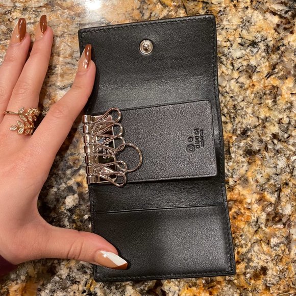 Gucci Microguccissima Small Zip Wallet with Key Ring in Black